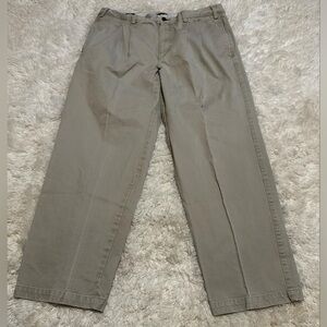 ORVIS Men's Size 38x30 Pleated Tan Pants 100% Cotton EUC